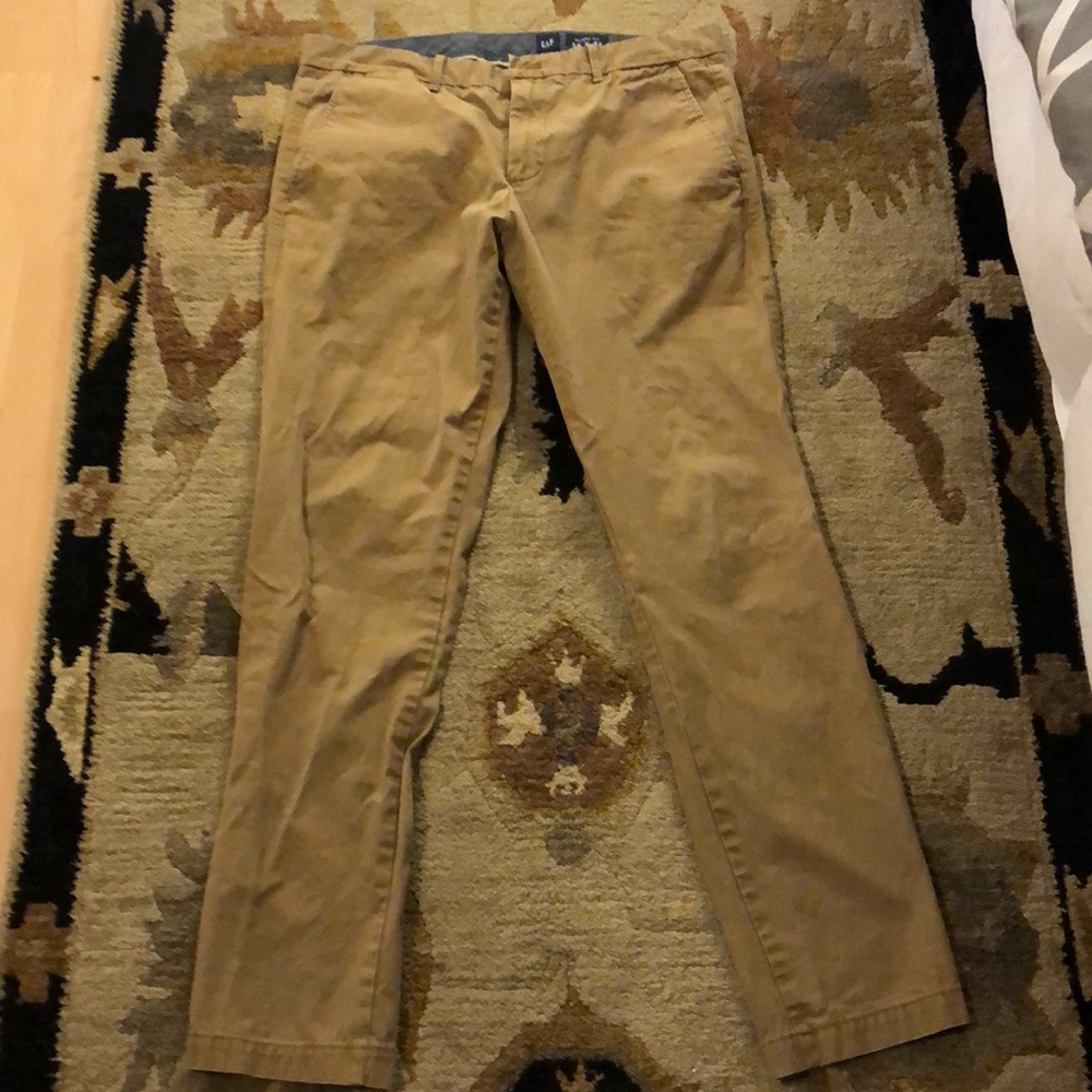 Gap skinny fit khakis